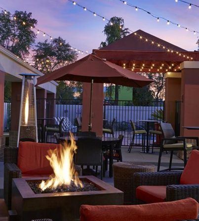 BLVD kitchen & bar at Hilton Garden Inn